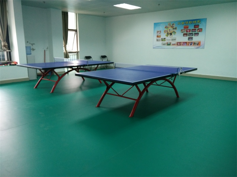 乒乓球台地板胶PVC材料.jpg