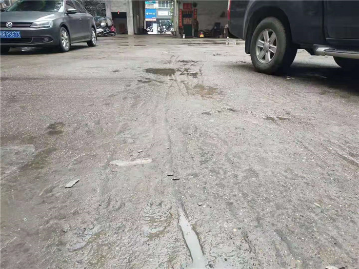 桂平木乐镇某工厂丙烯酸水性地坪漆施工前场地情况
